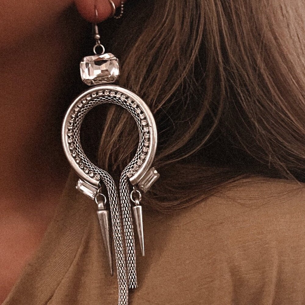 NEW sold out KERRINGTON STATEMENT EARRINGS by Pebby Forevee Chunky 6" L Dandle
